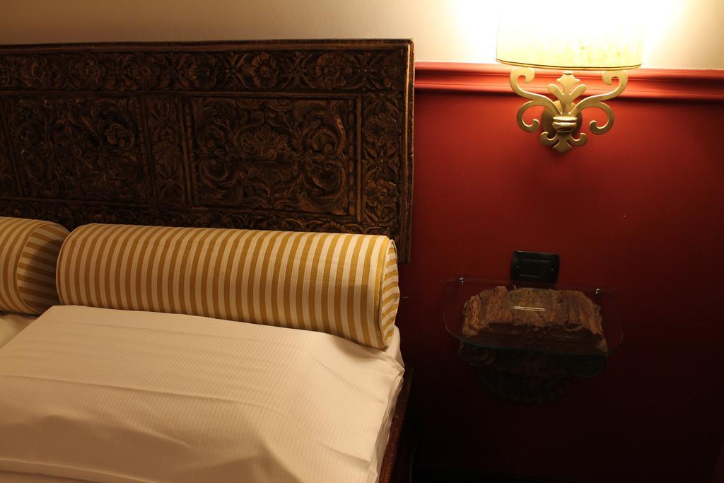 Hotel Don Carlo Брони Экстерьер фото