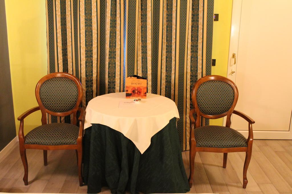 Hotel Don Carlo Брони Экстерьер фото